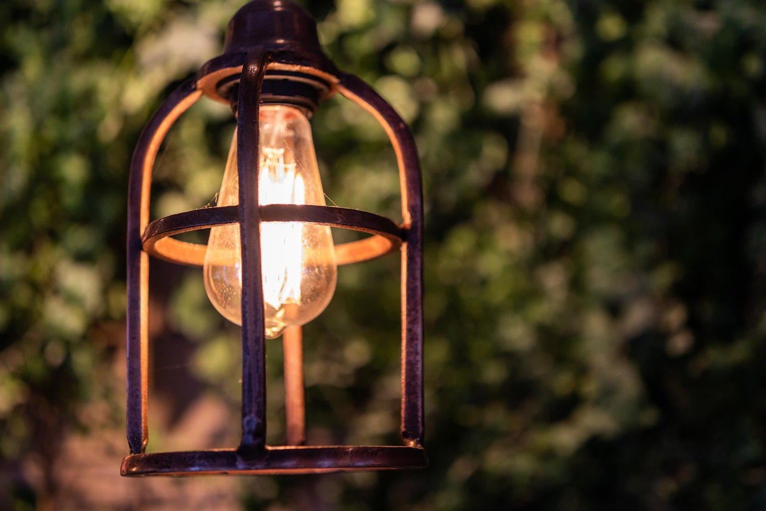 solar garden decor